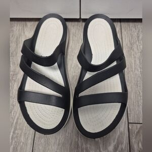 NWOT Time & Tru Women’s Black Strap Swift Water Comfort Slide Sandals. Size 9